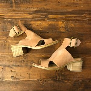 Super cute dressy sandals